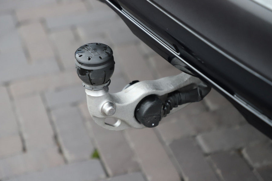 Mercedes-Benz GLC 300e AMG 4-Matic | 313PK | Pano | Sfeerverlichting | Distronic | Memory | Stuurwielverw. | Standkachel | Trekhaak | 2025.