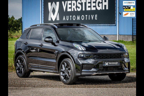 Lynk & Co 01 1.5 Plug-In Hybrid 262pk BLACKED OUT | Zwarte hemel | 360 Camera