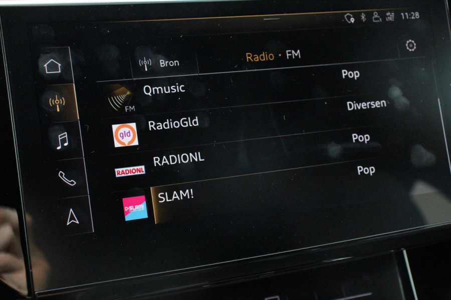 Audi e-tron e-tron 55 quattro advanced Pro Line Plus 360pk! | Navigatie | Climate Control | Electrisch bedienbare achterklep | Camera | Alcantara