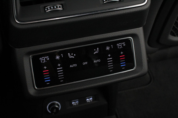 Audi e-tron e-tron 55 quattro advanced Pro Line Plus 360pk! | Navigatie | Climate Control | Electrisch bedienbare achterklep | Camera | Alcantara