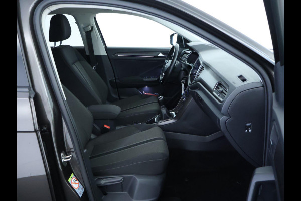 Volkswagen T-Roc 1.0 TSI Style CarPlay | El.kofferklep | Trekhaak | Navi