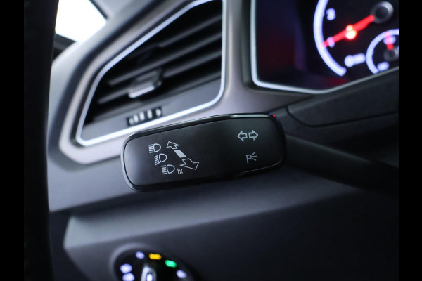Volkswagen T-Roc 1.0 TSI Style CarPlay | El.kofferklep | Trekhaak | Navi
