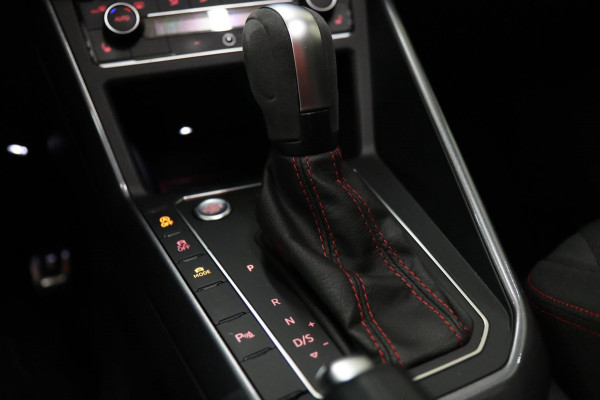 Volkswagen Polo 2.0 TSI GTI PANO/CARPLAY/KEYLESS/ACC/BEATS/SFEER/BLINDESPOT/VOL!