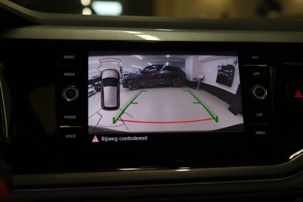 Volkswagen Polo 2.0 TSI GTI PANO/CARPLAY/KEYLESS/ACC/BEATS/SFEER/BLINDESPOT/VOL!