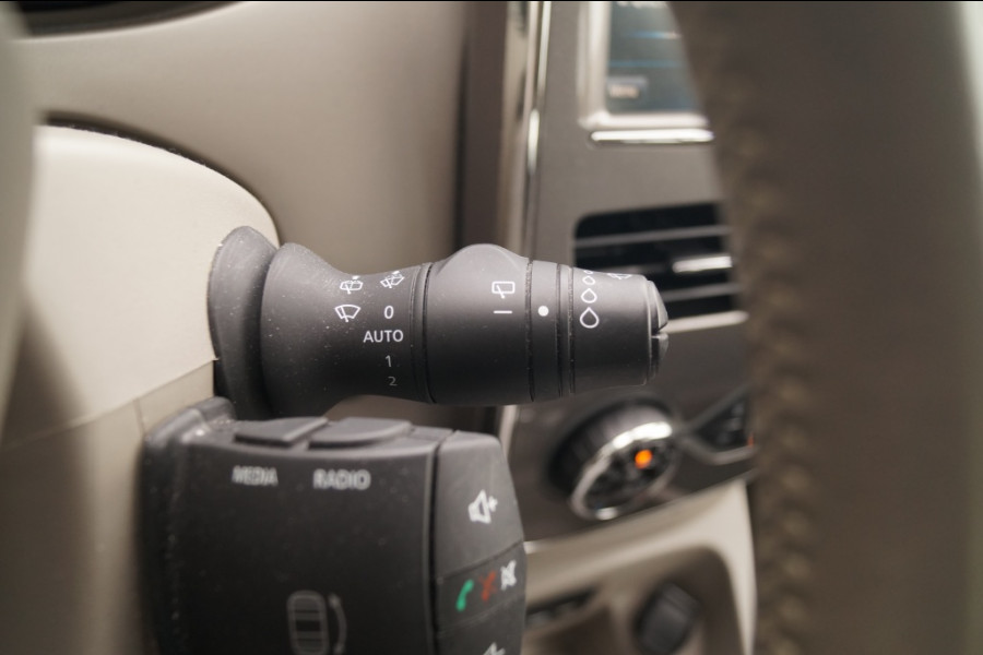 Renault ZOE R90 Bose 41kWh Quick Charge -LEER-NAVI-CAM-