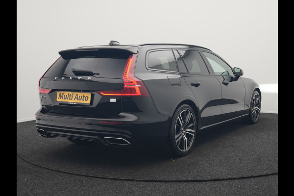 Volvo V60 T6 Recharge AWD R-Design Plug In Hybrid 340pk Dealer O.H. PHEV | Trekhaak Af Fabriek | Adaptive Cruise | Camera | Harman & Kardon | Lederen Sportstoelen Memory & Verwarmd | Apple Carplay | Navigatie | Stuur Verwarmd | Blis | Keyless | DAB |