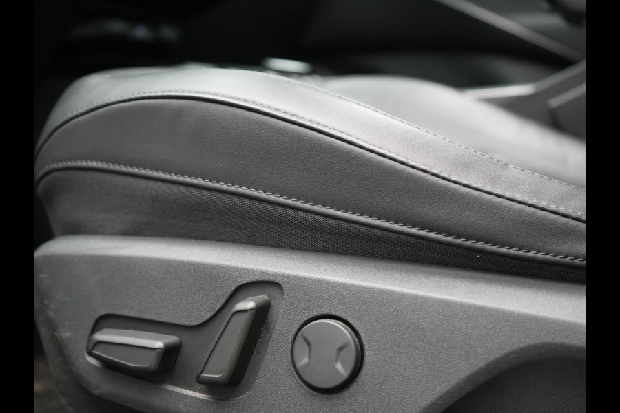 Kia Niro 1.6 GDi ExecutiveLine Plug In Hybrid 182pk Dealer O.H. PHEV | Schuif-/Kanteldak | Head Up | Adaptive Cruise | Camera | Lederen Sportstoelen Memory & Ventilatie | Harman & Kardon | Stoel & Stuur Verwarmd | Apple Carplay