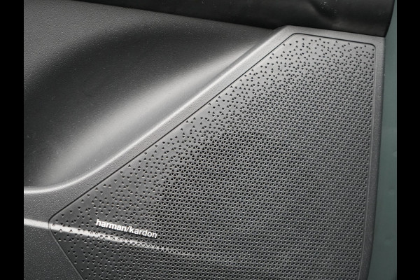 Kia Niro 1.6 GDi ExecutiveLine Plug In Hybrid 182pk Dealer O.H. PHEV | Schuif-/Kanteldak | Head Up | Adaptive Cruise | Camera | Lederen Sportstoelen Memory & Ventilatie | Harman & Kardon | Stoel & Stuur Verwarmd | Apple Carplay