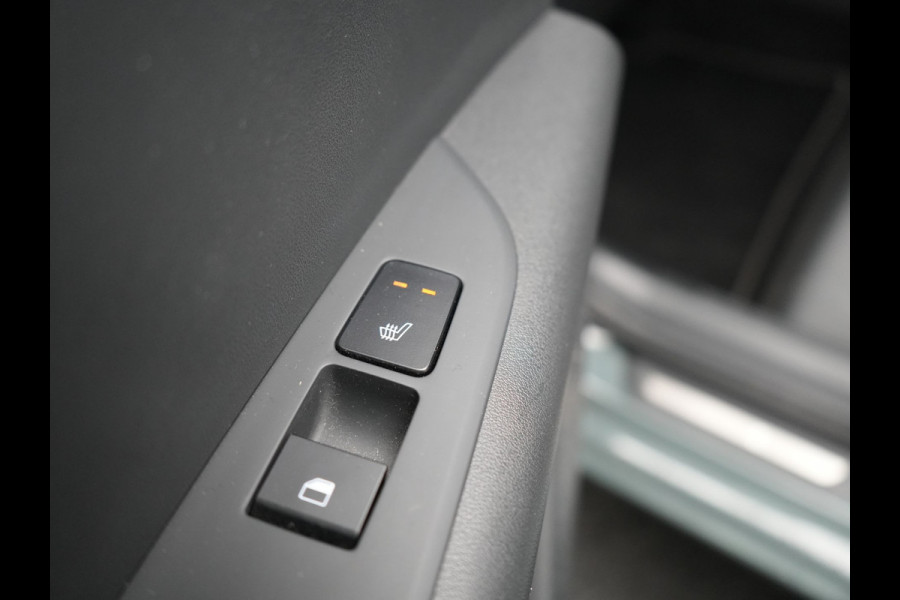 Kia Niro 1.6 GDi ExecutiveLine Plug In Hybrid 182pk Dealer O.H. PHEV | Schuif-/Kanteldak | Head Up | Adaptive Cruise | Camera | Lederen Sportstoelen Memory & Ventilatie | Harman & Kardon | Stoel & Stuur Verwarmd | Apple Carplay