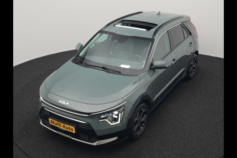 Kia Niro 1.6 GDi ExecutiveLine Plug In Hybrid 182pk Dealer O.H. PHEV | Schuif-/Kanteldak | Head Up | Adaptive Cruise | Camera | Lederen Sportstoelen Memory & Ventilatie | Harman & Kardon | Stoel & Stuur Verwarmd | Apple Carplay