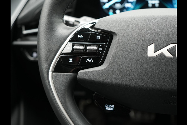 Kia Niro 1.6 GDi ExecutiveLine Plug In Hybrid 182pk Dealer O.H. PHEV | Schuif-/Kanteldak | Head Up | Adaptive Cruise | Camera | Lederen Sportstoelen Memory & Ventilatie | Harman & Kardon | Stoel & Stuur Verwarmd | Apple Carplay