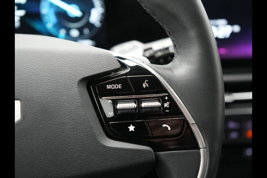 Kia Niro 1.6 GDi ExecutiveLine Plug In Hybrid 182pk Dealer O.H. PHEV | Schuif-/Kanteldak | Head Up | Adaptive Cruise | Camera | Lederen Sportstoelen Memory & Ventilatie | Harman & Kardon | Stoel & Stuur Verwarmd | Apple Carplay