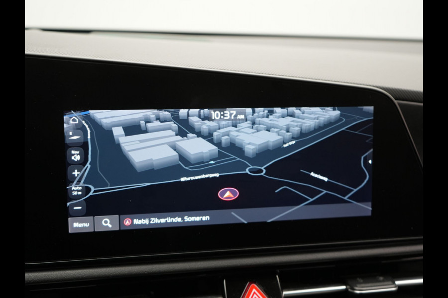 Kia Niro 1.6 GDi ExecutiveLine Plug In Hybrid 182pk Dealer O.H. PHEV | Schuif-/Kanteldak | Head Up | Adaptive Cruise | Camera | Lederen Sportstoelen Memory & Ventilatie | Harman & Kardon | Stoel & Stuur Verwarmd | Apple Carplay