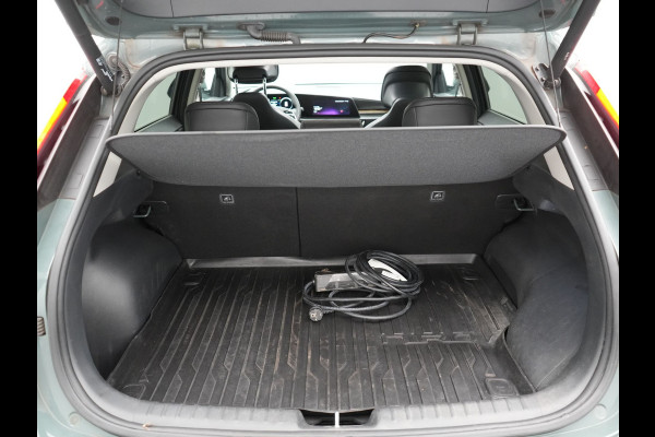 Kia Niro 1.6 GDi ExecutiveLine Plug In Hybrid 182pk Dealer O.H. PHEV | Schuif-/Kanteldak | Head Up | Adaptive Cruise | Camera | Lederen Sportstoelen Memory & Ventilatie | Harman & Kardon | Stoel & Stuur Verwarmd | Apple Carplay