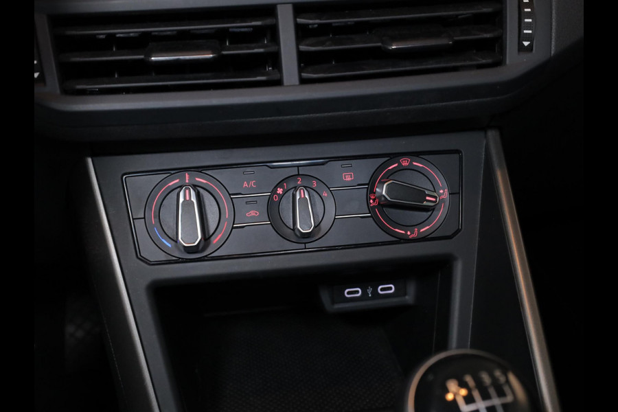 Volkswagen Polo 1.0 TSI R-Line Edition 95 pk | Airco | Parkeersensoren | Adaptieve cruise control | Licht- en zicht pakket | R-Line exterieur |