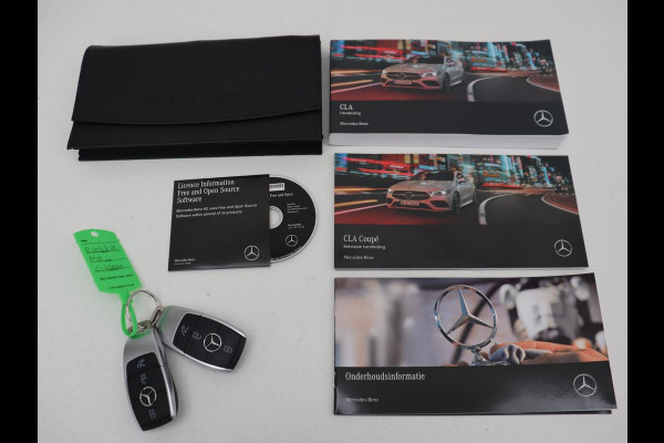 Mercedes-Benz CLA-Klasse 250e Luxury Line | Leder | Trekhaak | Carplay | Stoelverwarming | Widescreen | Camera | Stuurverwarming | Navigatie | Park Assist | Cruise control | PHEV | Plug In