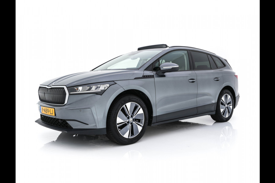 Škoda ENYAQ iV 60 [ 3-Fase ] {SOH-87%} (INCL.BTW) *PANO | FULL-LED | DIGI-COCKPIT | CAMERA | KEYLESS | NAVI-FULLMAP | PRIVACY-GLASS | AMBIENT-LIGHT | ECC | PDC | CRUISE | 19''ALU | TOWBAR*
