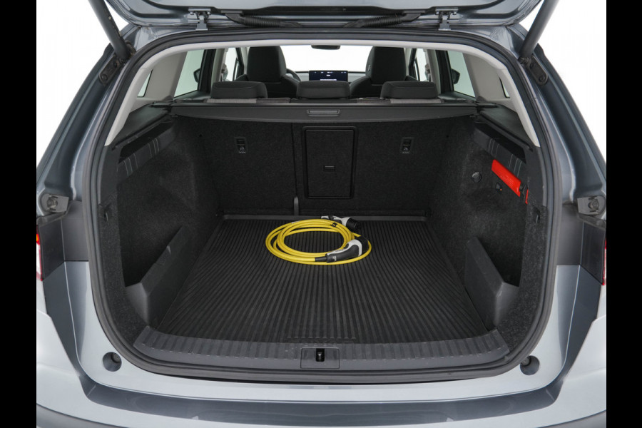 Škoda ENYAQ iV 60 [ 3-Fase ] {SOH-87%} (INCL.BTW) *PANO | FULL-LED | DIGI-COCKPIT | CAMERA | KEYLESS | NAVI-FULLMAP | PRIVACY-GLASS | AMBIENT-LIGHT | ECC | PDC | CRUISE | 19''ALU | TOWBAR*