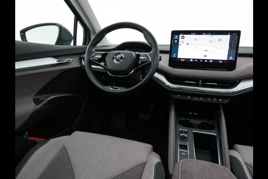 Škoda ENYAQ iV 60 [ 3-Fase ] {SOH-87%} (INCL.BTW) *PANO | FULL-LED | DIGI-COCKPIT | CAMERA | KEYLESS | NAVI-FULLMAP | PRIVACY-GLASS | AMBIENT-LIGHT | ECC | PDC | CRUISE | 19''ALU | TOWBAR*