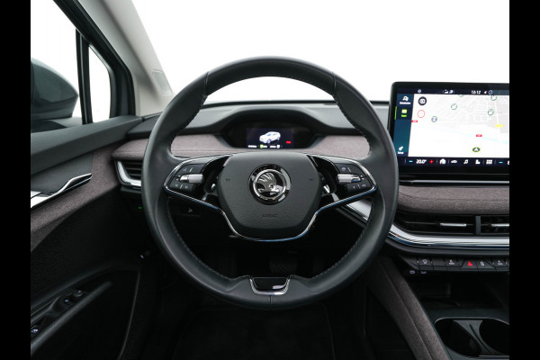 Škoda ENYAQ iV 60 [ 3-Fase ] {SOH-87%} (INCL.BTW) *PANO | FULL-LED | DIGI-COCKPIT | CAMERA | KEYLESS | NAVI-FULLMAP | PRIVACY-GLASS | AMBIENT-LIGHT | ECC | PDC | CRUISE | 19''ALU | TOWBAR*