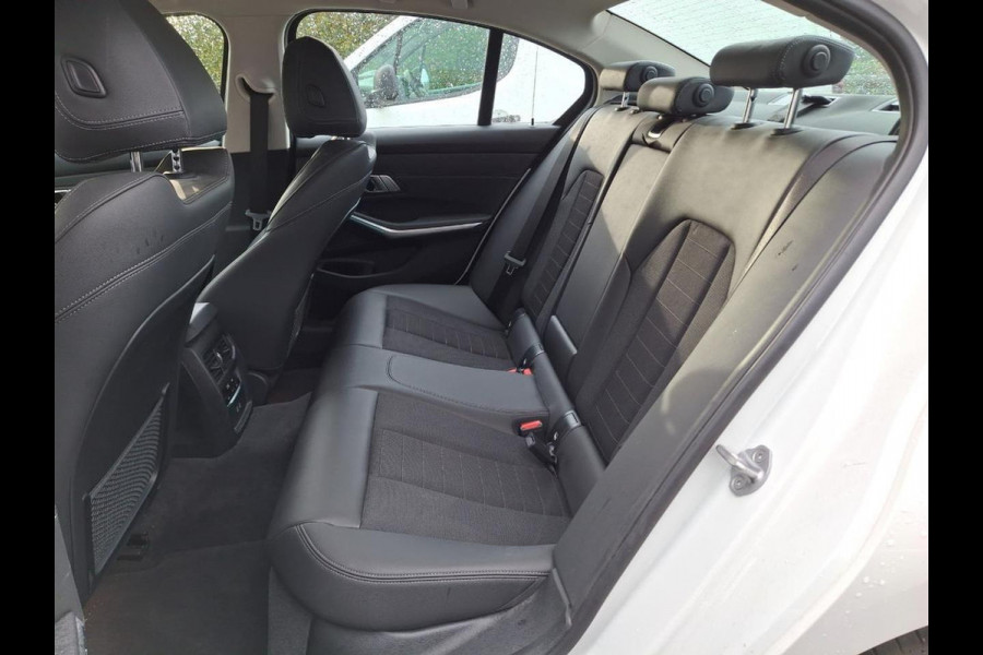 BMW 3-serie 318d Aut. 150pk Executive Ed. | Navi | Virtual Cockpit | LED