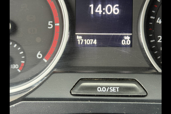 Volkswagen Crafter 35 2.0 TDI 141PK Euro 6 L3H3 CarPlay/cruise/camera/trekhaak