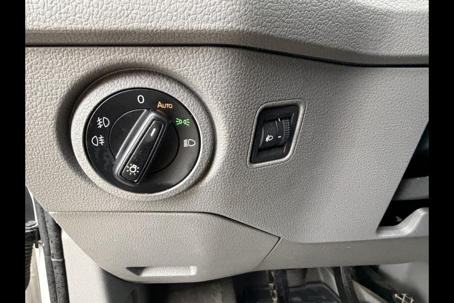 Volkswagen Crafter 35 2.0 TDI 141PK Euro 6 L3H3 CarPlay/cruise/camera/trekhaak