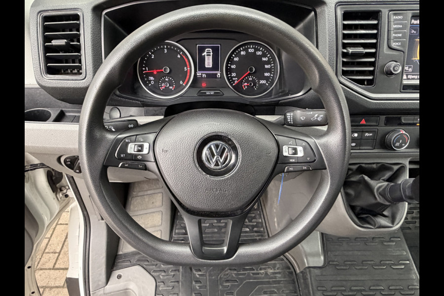 Volkswagen Crafter 35 2.0 TDI 141PK Euro 6 L3H3 CarPlay/cruise/camera/trekhaak
