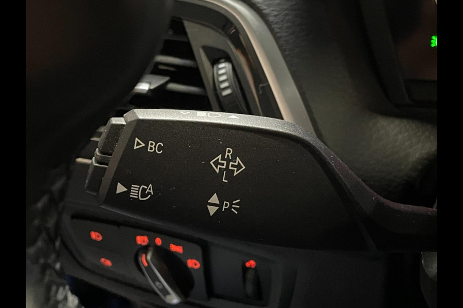 BMW 1-serie 118i Edition M Sport Shadow CARPLAY High Executive