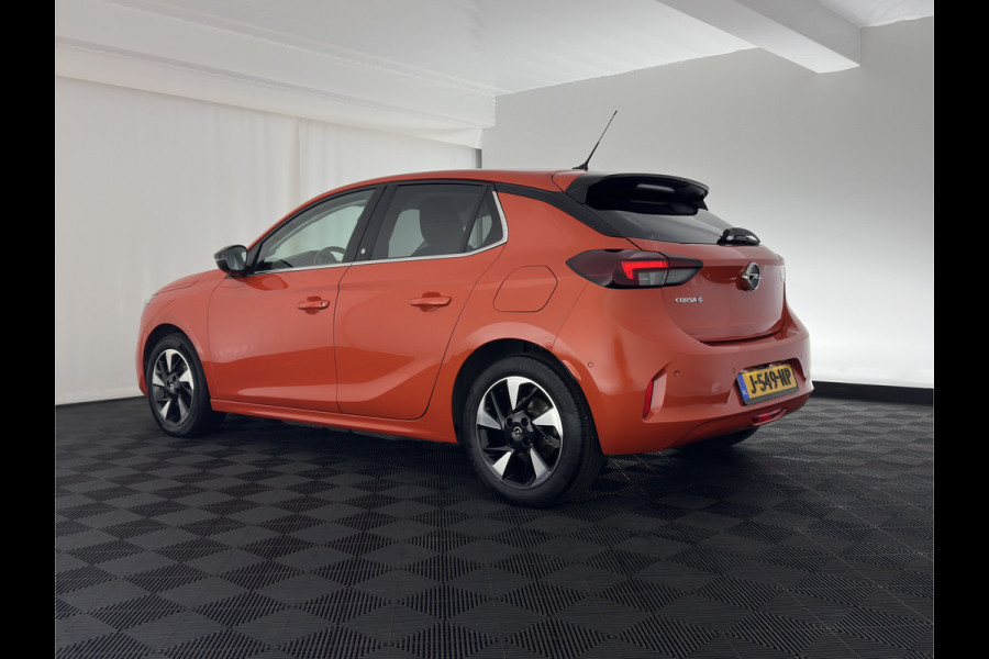Opel CORSA-E Elegance 50 kWh [ 3-Fase ] {SOH-94%} (INCL-BTW) Aut. *FULL-LED | DIGI-COCKPIT | LEATHER-MICROFIBRE | NAVI-FULLMAP |  CAMERA | CARPLAY | ECC | KEYLESS | CRUISE | DAB | LANE-ASSIST | PDC | SPORT-SEATS | PRIVACY-GLASS | 16"ALU*