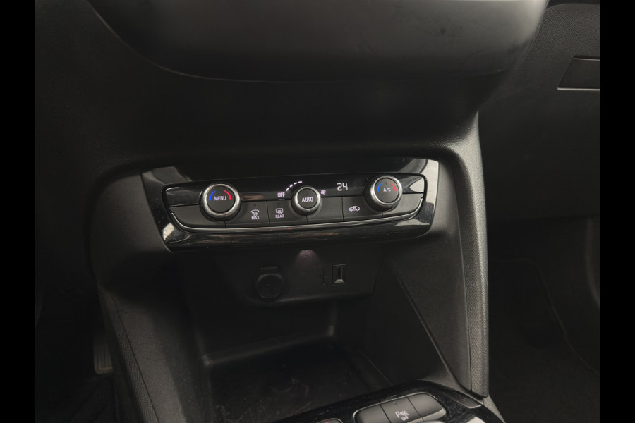 Opel CORSA-E Elegance 50 kWh [ 3-Fase ] {SOH-94%} (INCL-BTW) Aut. *FULL-LED | DIGI-COCKPIT | LEATHER-MICROFIBRE | NAVI-FULLMAP |  CAMERA | CARPLAY | ECC | KEYLESS | CRUISE | DAB | LANE-ASSIST | PDC | SPORT-SEATS | PRIVACY-GLASS | 16"ALU*