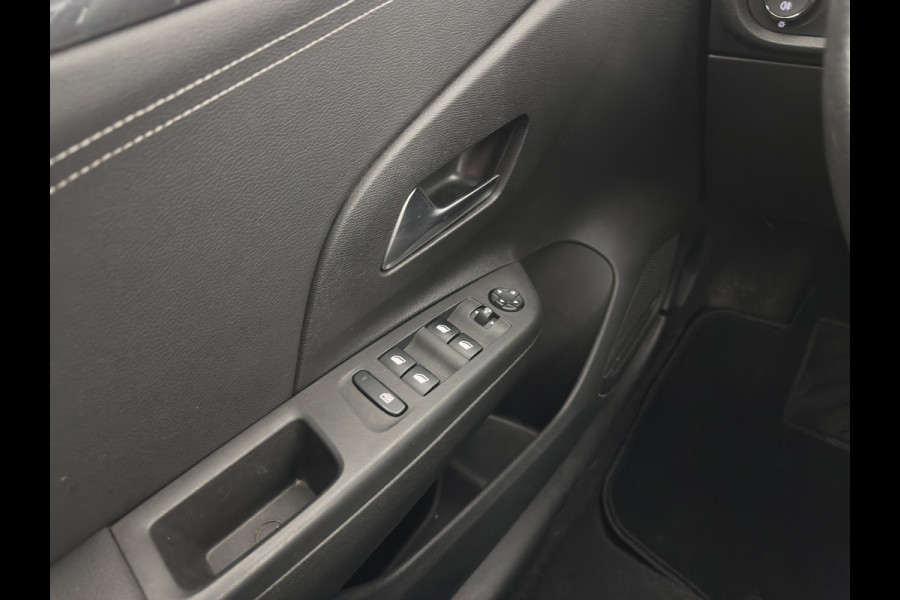 Opel CORSA-E Elegance 50 kWh [ 3-Fase ] {SOH-94%} (INCL-BTW) Aut. *FULL-LED | DIGI-COCKPIT | LEATHER-MICROFIBRE | NAVI-FULLMAP |  CAMERA | CARPLAY | ECC | KEYLESS | CRUISE | DAB | LANE-ASSIST | PDC | SPORT-SEATS | PRIVACY-GLASS | 16"ALU*