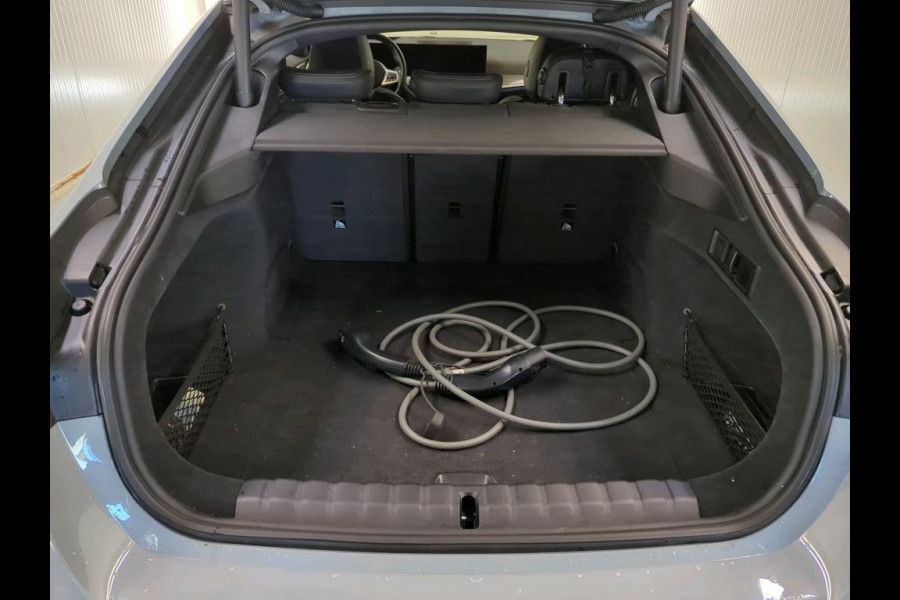 BMW i4 eDrive40 Aut. M-Sport 84kwh | BMW Laser | Camera | Panorama | Harman Kardon | 19''