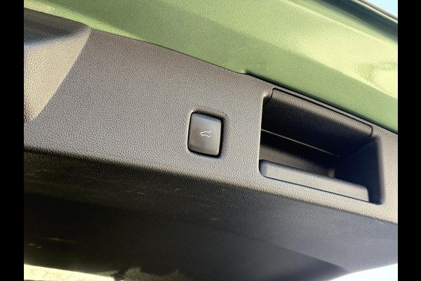 Ford Kuga 2.5 FHEV Active X 190pk |  Driver Assistance Pack | Technology Pack | Winterpack | Panoramadak | All Weather Banden | Reservewiel | Geen stekker nodig