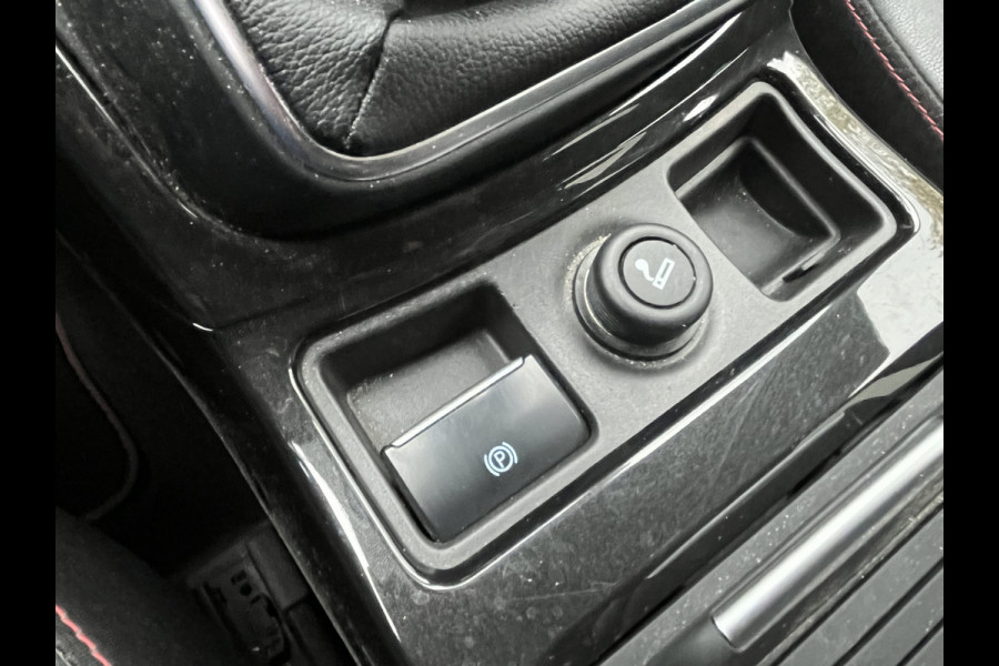 Ford Kuga 1.5 EcoBoost ST Line 150pk/110kW 6-bak | E-Trekhaak | Bi-Xenon | Dodehoek | Camera |