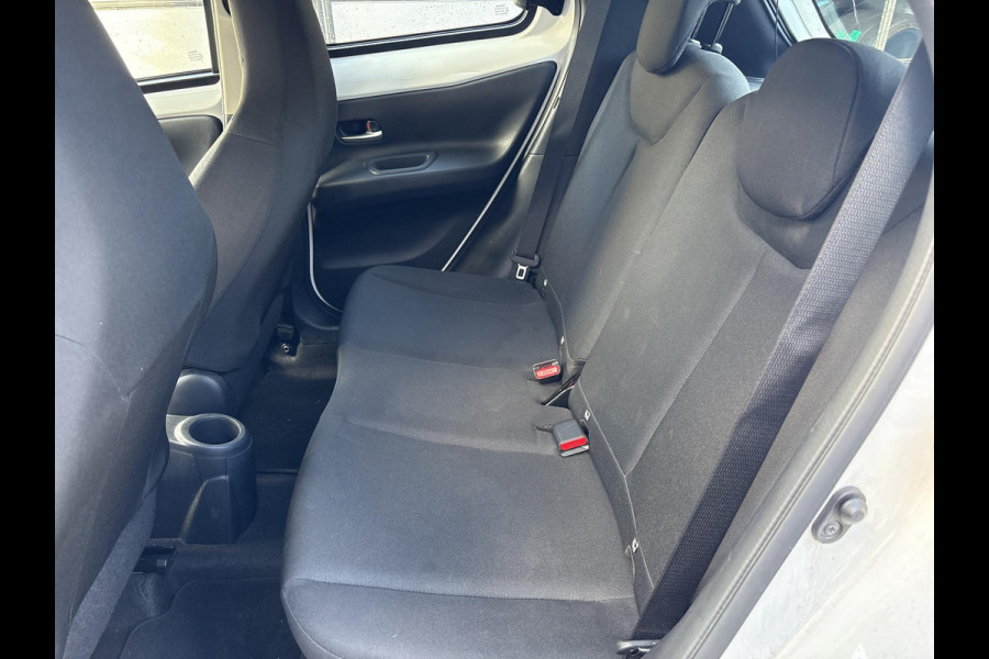 Toyota Aygo X 1.0 VVT-i MT Play | Apple Carplay & Android Auto | Adaptive Cruise Control | Cruise control