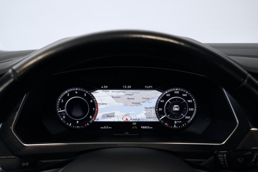 Volkswagen Tiguan 2.0 TSI 4Motion R Line Automaat | Pano | Virtual | CarPlay | Acc | 360 camera | Stoel + Stuurverwarming | Led | HUD |