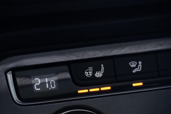 Volkswagen Tiguan 2.0 TSI 4Motion R Line Automaat | Pano | Virtual | CarPlay | Acc | 360 camera | Stoel + Stuurverwarming | Led | HUD |