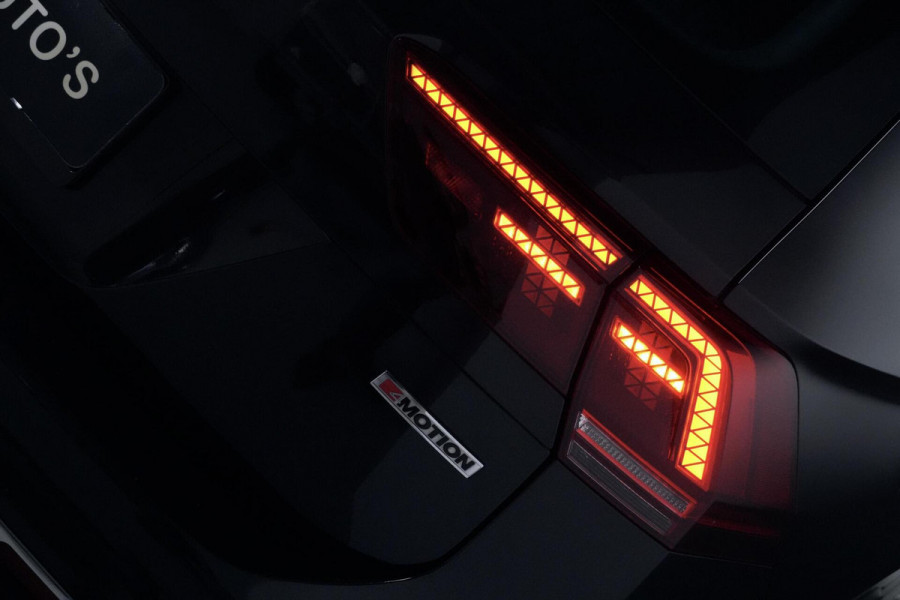 Volkswagen Tiguan 2.0 TSI 4Motion R Line Automaat | Pano | Virtual | CarPlay | Acc | 360 camera | Stoel + Stuurverwarming | Led | HUD |