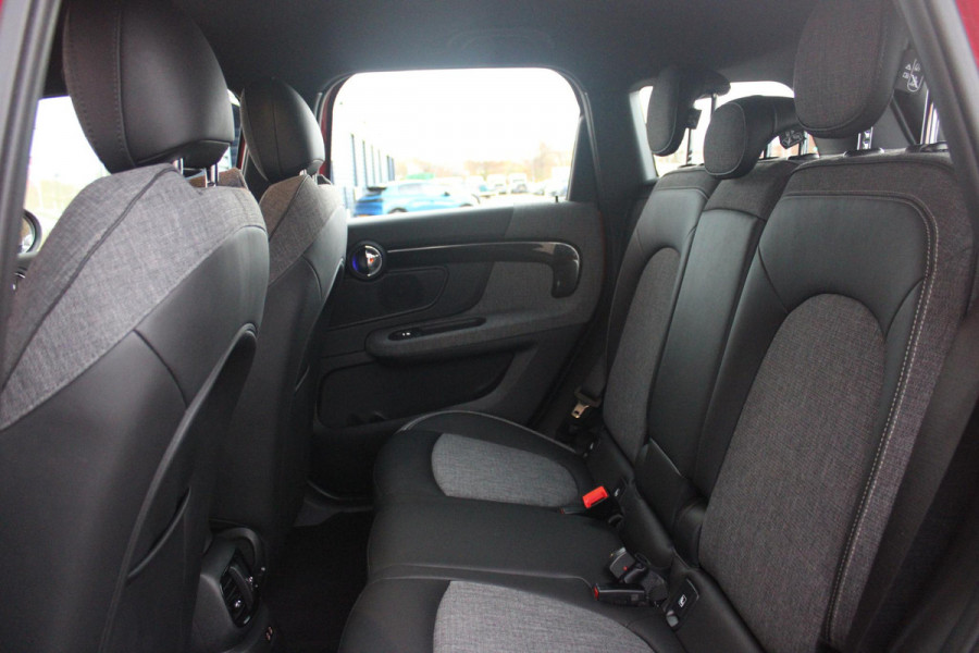 MINI Countryman 2.0 192PK Cooper S Chili | NAVIGATIE | CRUISE CONTROL | CLIMATE CONTROL | KEYLESS ENTRY | PARKEERSENSOREN ACHTER | 18" LICHTMETALEN VELGEN | SFEER VERLICHTING | LED KOPLAMPEN / LED MISTLAMPEN | ELEKTRISCH INKLAPBARE BUITENSPIEGELS |