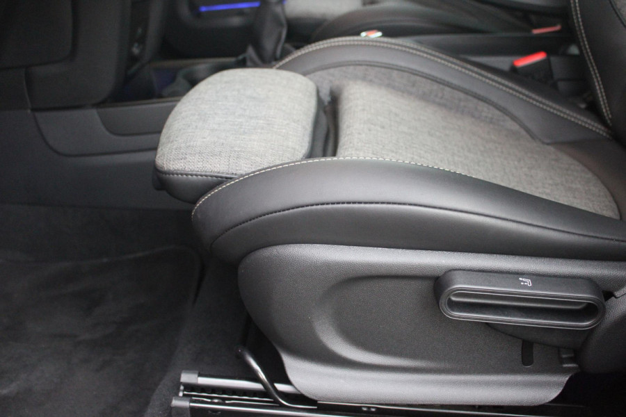 MINI Countryman 2.0 192PK Cooper S Chili | NAVIGATIE | CRUISE CONTROL | CLIMATE CONTROL | KEYLESS ENTRY | PARKEERSENSOREN ACHTER | 18" LICHTMETALEN VELGEN | SFEER VERLICHTING | LED KOPLAMPEN / LED MISTLAMPEN | ELEKTRISCH INKLAPBARE BUITENSPIEGELS |