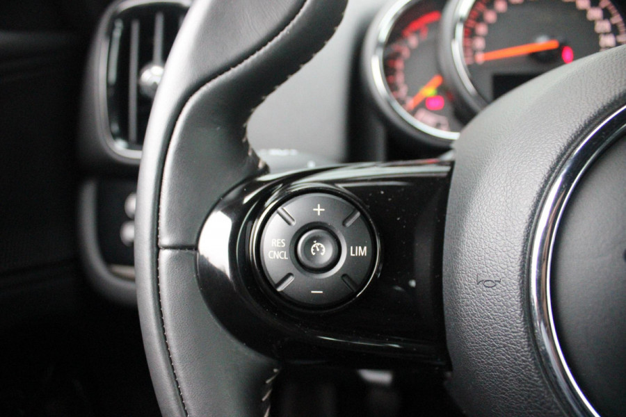 MINI Countryman 2.0 192PK Cooper S Chili | NAVIGATIE | CRUISE CONTROL | CLIMATE CONTROL | KEYLESS ENTRY | PARKEERSENSOREN ACHTER | 18" LICHTMETALEN VELGEN | SFEER VERLICHTING | LED KOPLAMPEN / LED MISTLAMPEN | ELEKTRISCH INKLAPBARE BUITENSPIEGELS |