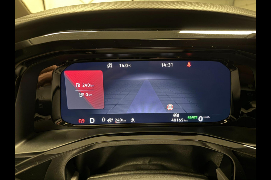 Volkswagen Multivan 1.4 eHybrid Energetic 7P PANO/NAVI/H-KARDON/H-UP/V-COCKPIT/