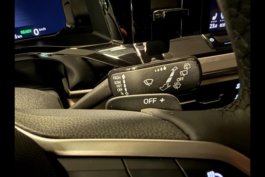 Volkswagen Multivan 1.4 eHybrid Energetic 7P PANO/NAVI/H-KARDON/H-UP/V-COCKPIT/