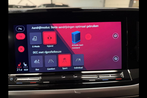 Volkswagen Multivan 1.4 eHybrid Energetic 7P PANO/NAVI/H-KARDON/H-UP/V-COCKPIT/