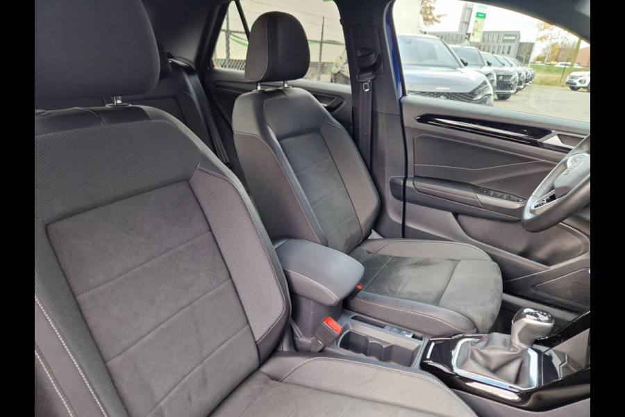 Volkswagen T-Roc 1.5 TSI dsg 150pk R-Line /1e Eigenaar/