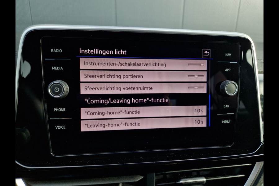 Volkswagen T-Roc 1.5 TSI dsg 150pk R-Line /1e Eigenaar/