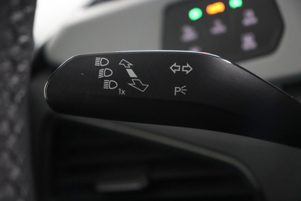 Volkswagen ID.3 First Max 58 kWh|Pano|LED matrix|SOH 91%|Stoelverwarming