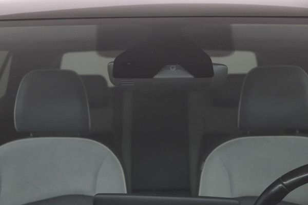 Volkswagen ID.3 First Max 58 kWh|Pano|LED matrix|SOH 91%|Stoelverwarming