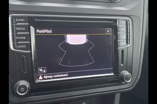 Volkswagen Caddy 2.0 TDI L2H1 BMT Maxi Highline | Leer | Navi | Cruise | Trekhaak | Dubbele Schuifdeur